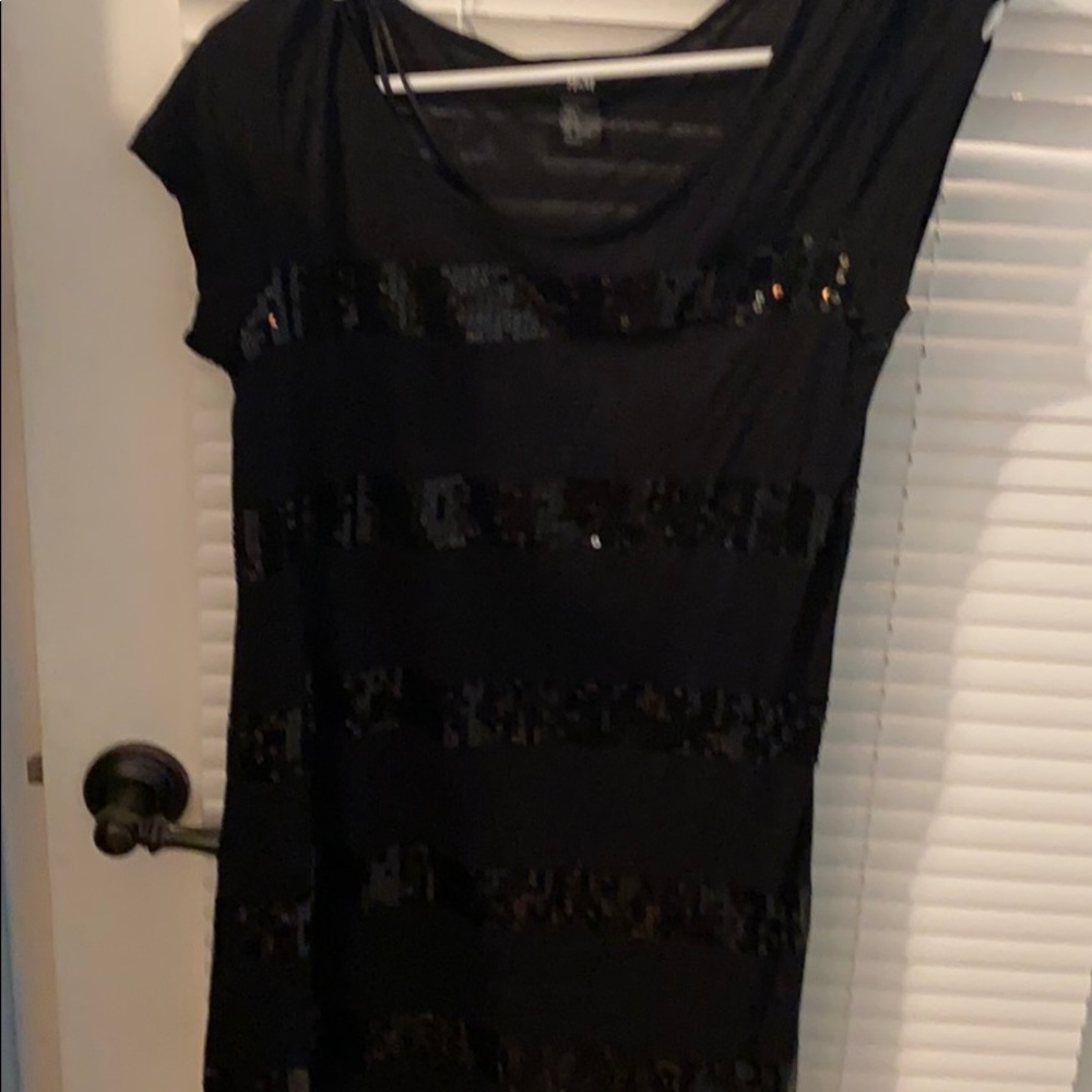 Black sequined